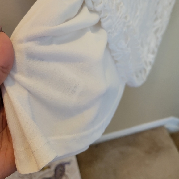 Lace top - Picture 4 of 4